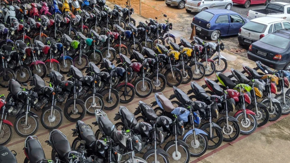 Visitação dos veículos que vão a leilão pelo Detran-AM inicia nesta segunda-feira (23/05)