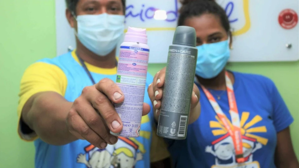 Em Manaus, Hemoam recebe doações de embalagens metálicas de desodorante aerossol
