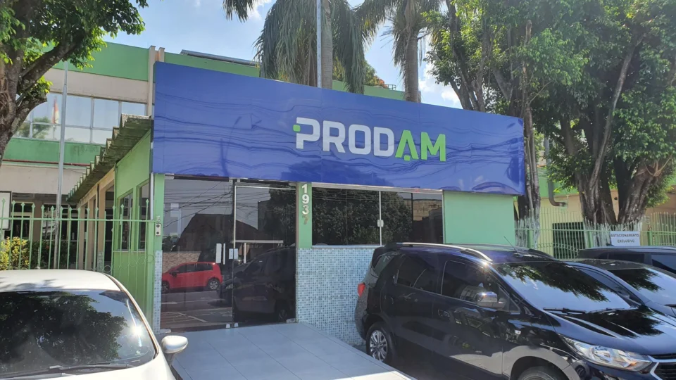 Concurso da Prodam encerra inscrições às 23h59 desta segunda; salários vão até R$ 7,2 mil