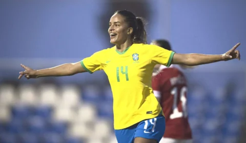 Seleção feminina vence Hungria e comemora a primeira vitória no ano na Espanha