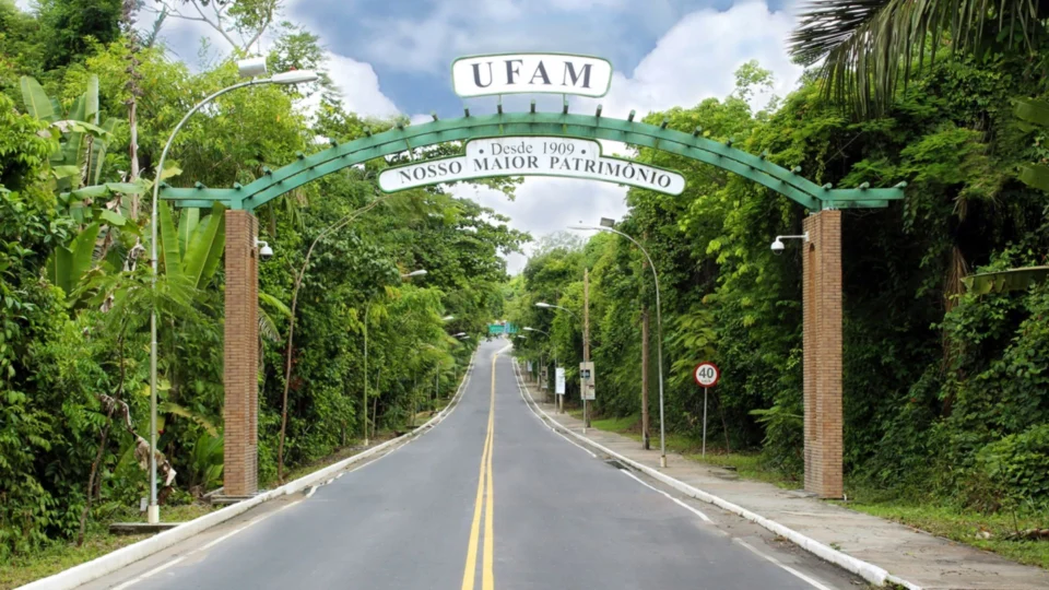 Ufam abre mais de 70 vagas em cursos de mestrado e doutorado no Amazonas