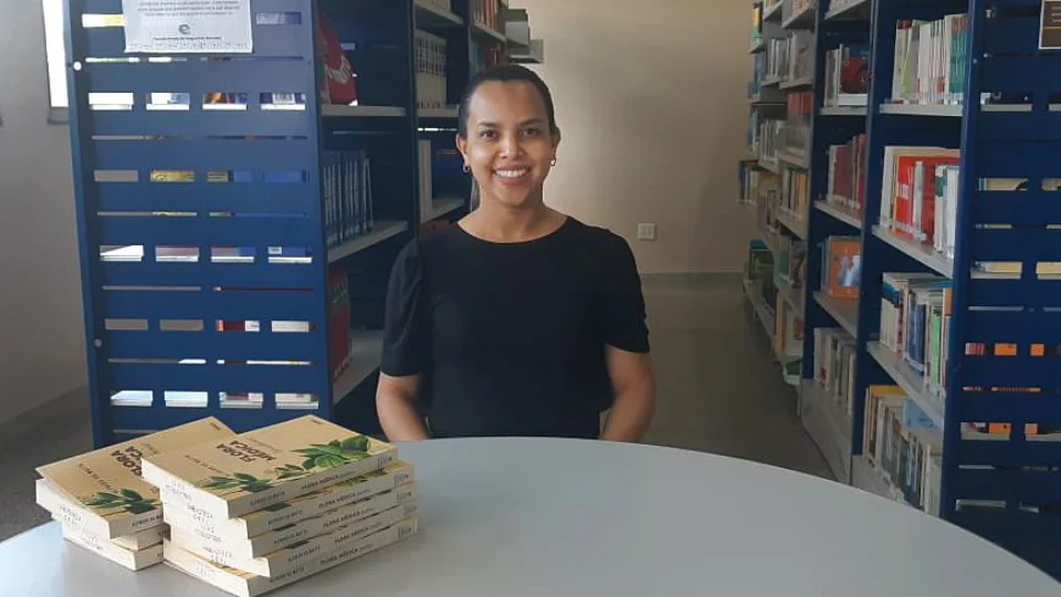 Plantas da Amazônia são objeto de pesquisa de escola estadual de Humaitá-AM