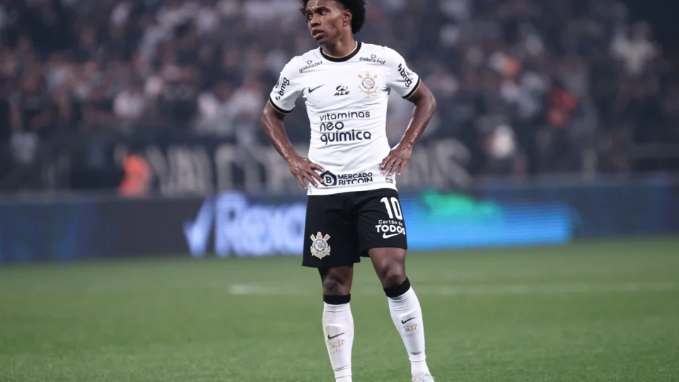 Willian desfalca Corinthians contra Flamengo pelas quartas de final da Libertadores nesta terça, 02, no SBT