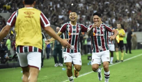 Na despedida de Fred, Fluminense bate Ceará por 2 a 1 pelo Brasileirão