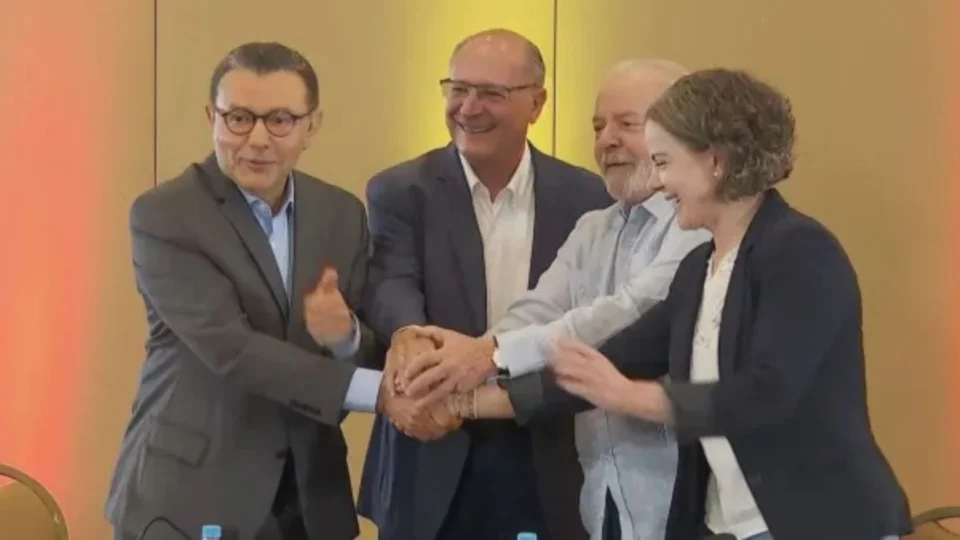 PSB indica Alckmin como vice na chapa de Lula para as eleições 2022