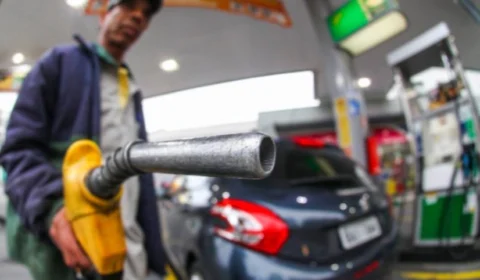 Brasil fica entre os 10 países com preço da gasolina mais barata do mundo, diz pesquisa