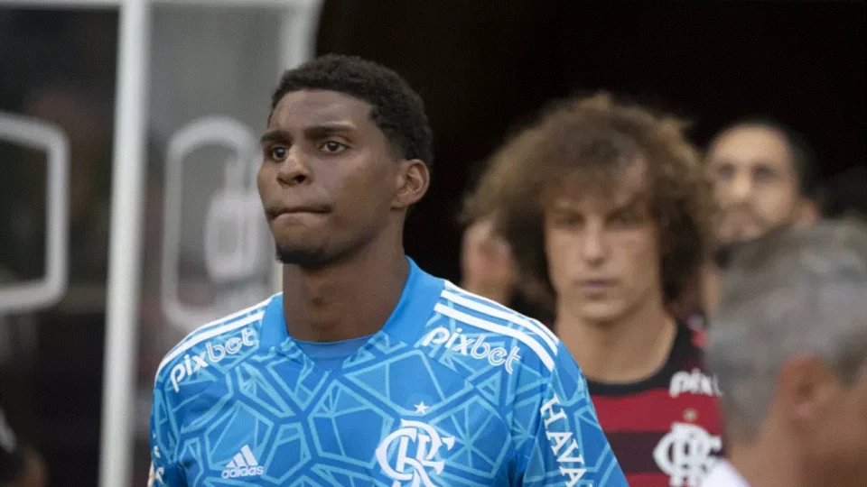 Erros individuais causam instabilidade dentro de campo no Flamengo