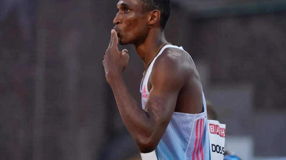 Alison dos Santos fatura medalha de ouro na prova dos 400m com barreiras da etapa de Estocolmo da Diamond League