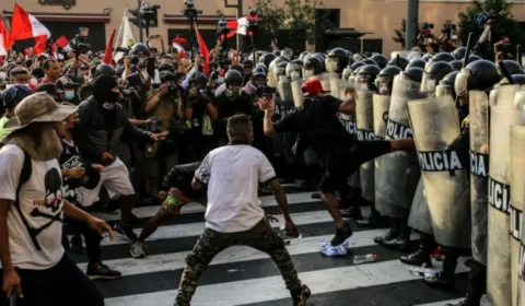 Exército peruano é posicionado em rodovias enquanto protestos e bloqueios continuam