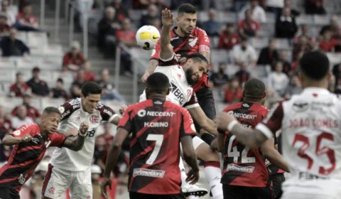 Flamengo não segura ímpeto do Athletico e perde por 1 a 0 pelo Campeonato Brasileiro