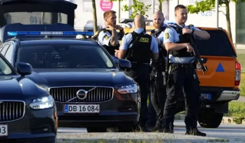 Jovem de 22 anos é suspeito de abrir fogo e matar várias pessoas em shopping na Dinamarca