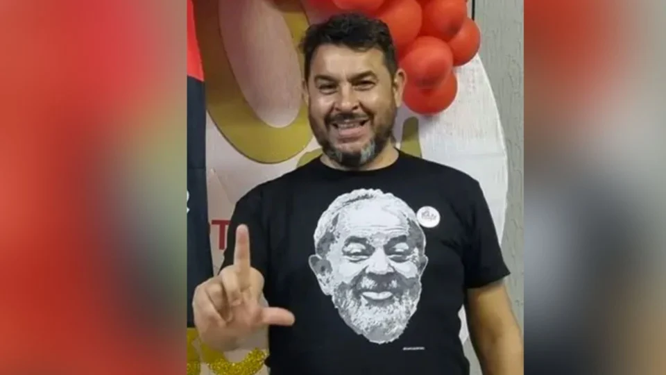 Homem invade festa de aniversário com tema do PT e mata guarda municipal em Foz do Iguaçu