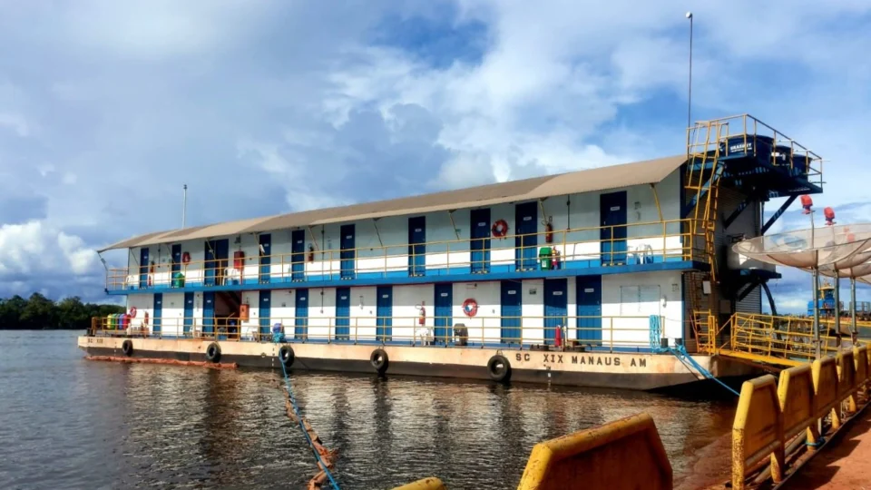 Hospital flutuante vai atender população de Anamã, no interior do AM