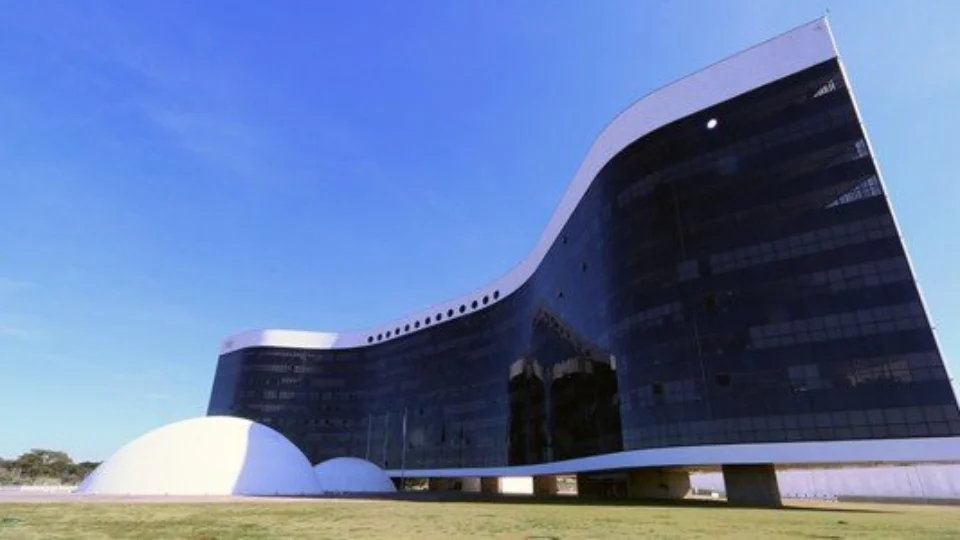 Eleições 2022: registros de candidatura a presidente começam a ser jugados pelo TSE nesta terça