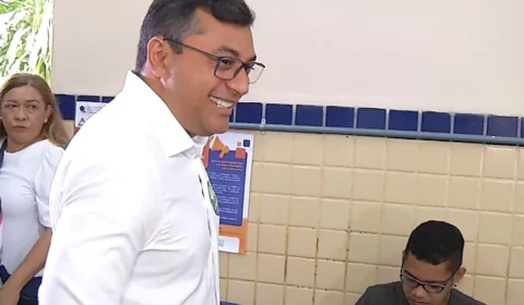 VÍDEO: candidato Wilson Lima vota nas primeiras horas do dia do pleito