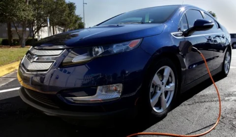 Carros elétricos podem receber carga em até 5 minutos com tecnologia da Nasa