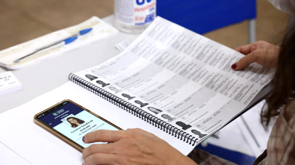 Eleições 2022: votação para presidente já se encerrou em 59 países