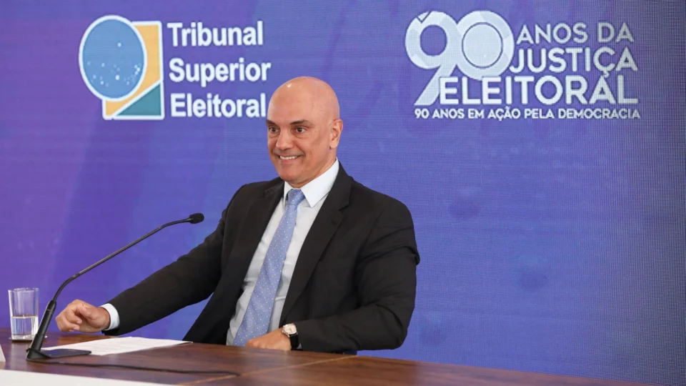 Eleições 2022: TSE veta investigações contra institutos de pesquisa