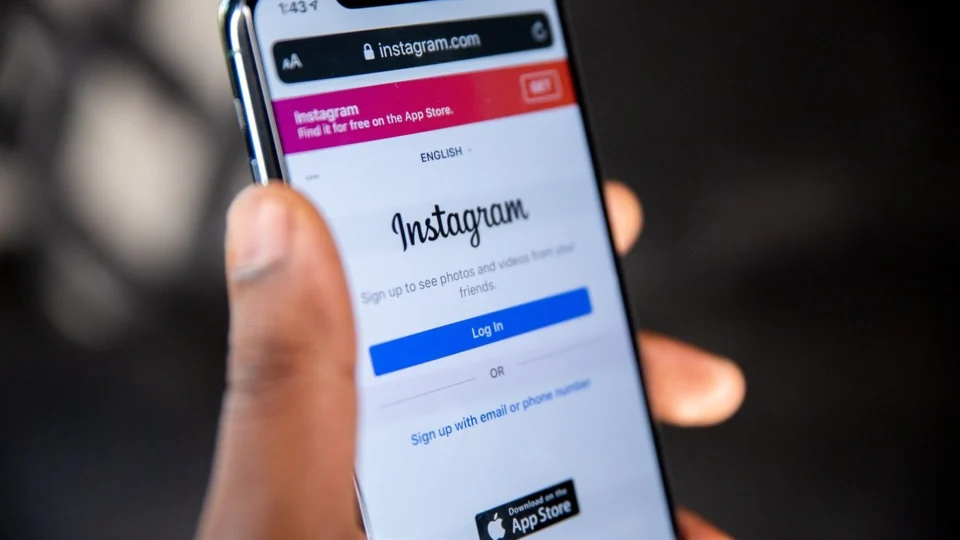 Instagram apresenta falhas no sistema e faz usuários perderem contas no Brasil