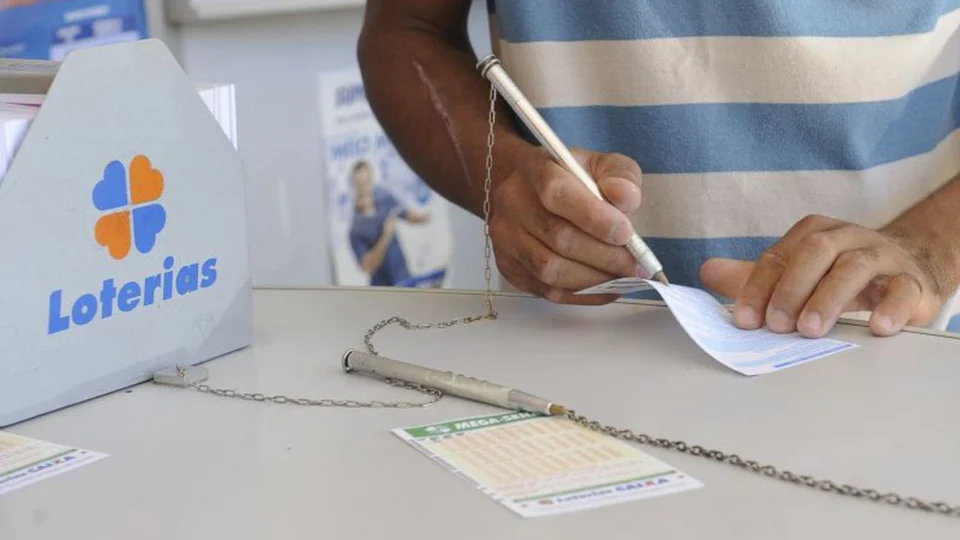 Mega-Sena: aposta de Florianópolis acerta e ganha R$ 11,9 milhões