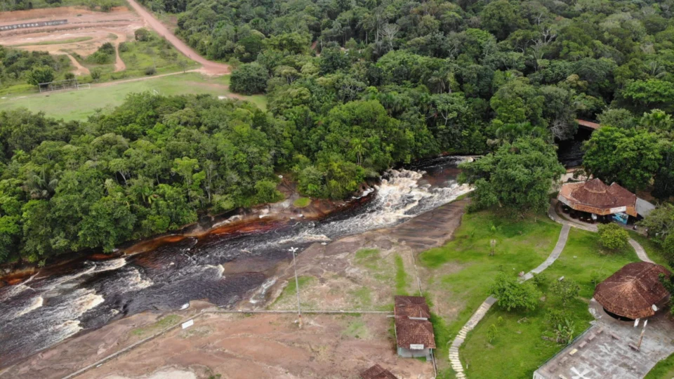 Presidente Figueiredo: conheça 5 cachoeiras para passear com a família no AM