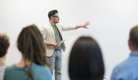 Universidade particular abre mais de 20 vagas de emprego em Manaus; veja lista