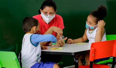 Semed faz nova convocação para programa Tempo de Aprender, em Manaus
