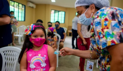Vacina contra Covid-19 é aplicada em 83 pontos em Manaus nesta semana
