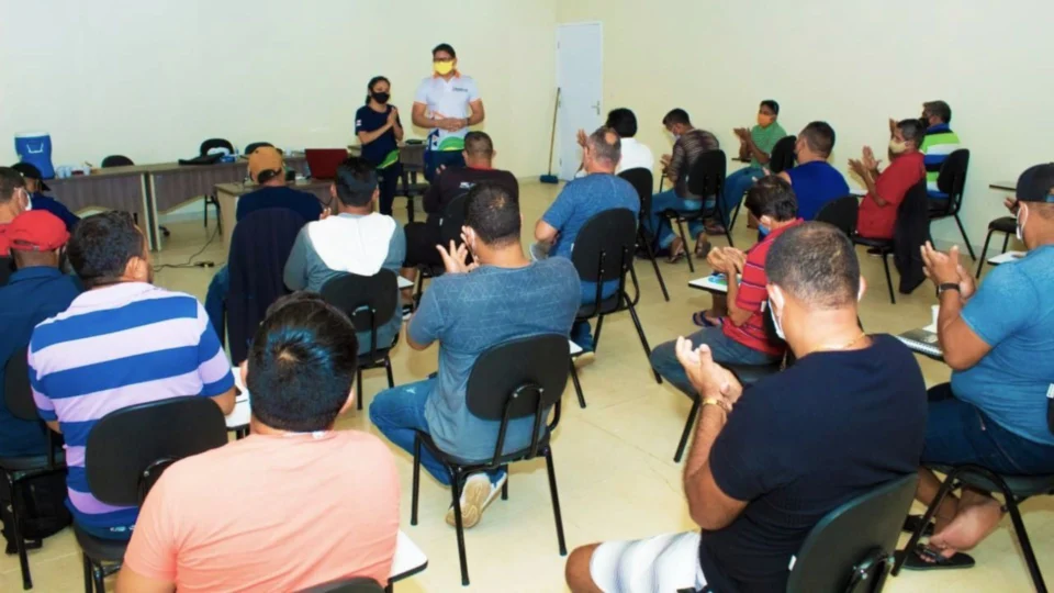 Detran-AM abre inscrições para cursos de atualização para condutores de transporte