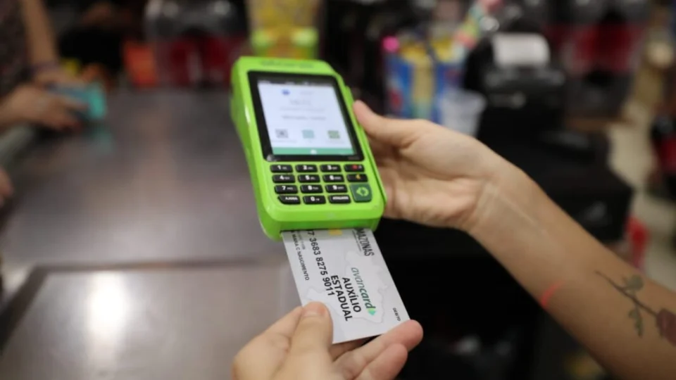 Auxílio Estadual de outubro no AM é antecipado e será pago na terça-feira