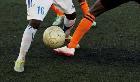 CBF cria comissão permanente para combater racismo e violência no futebol