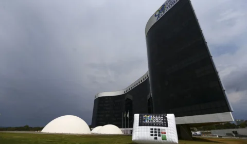 Propaganda eleitoral: TSE exonera servidor que atuava em área de inserções