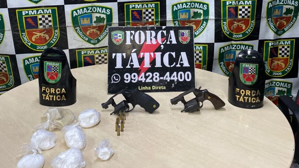 Jovem é preso com armas e drogas no São Jorge, Zona Oeste de Manaus
