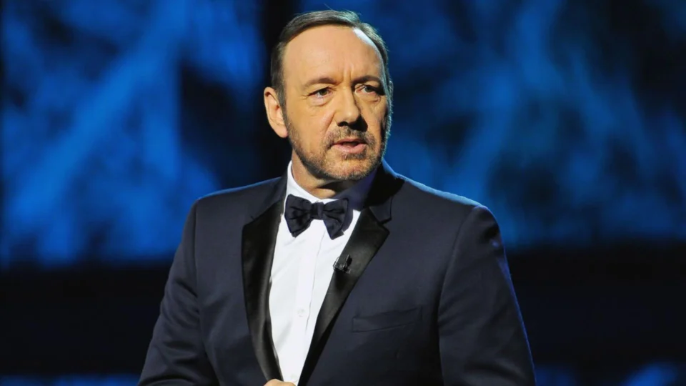 Ator Kevin Spacey vai a julgamento civil por agressão sexual em Nova York