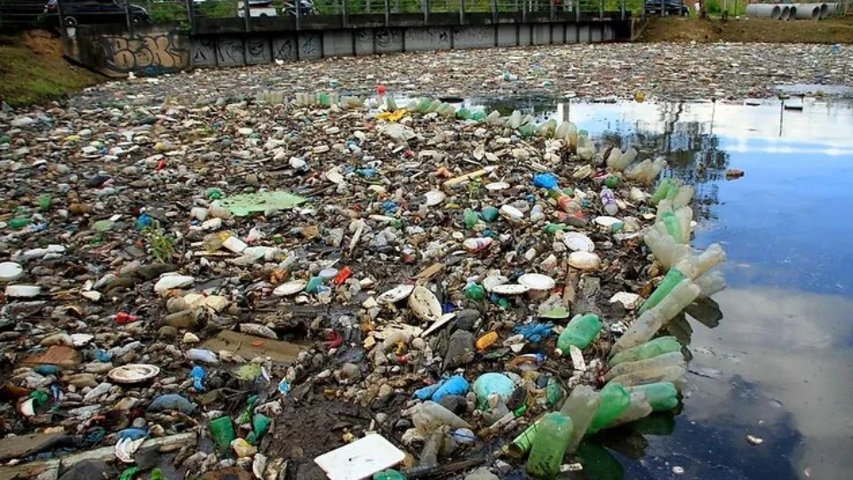 Defensoria propõe à Semulsp cronograma de limpeza dos igarapés de Manaus