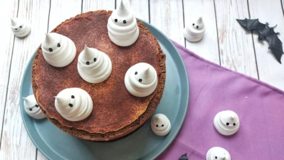 Receita Fácil: aprenda a fazer naked cake chocolatudo de halloween em 90 min