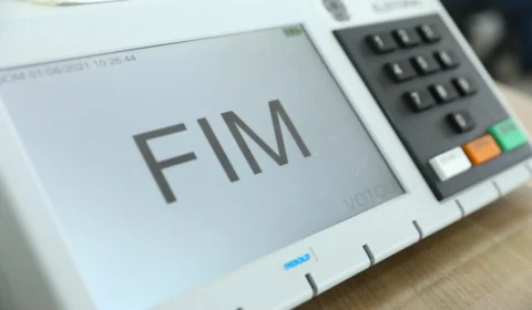 TSE conclui apuração dos votos do primeiro turno para presidente