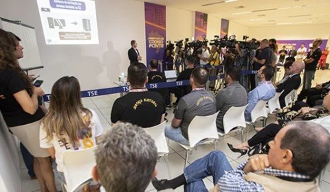 Eleições 2022: TSE verifica sistemas para o 2º turno do pleito neste domingo