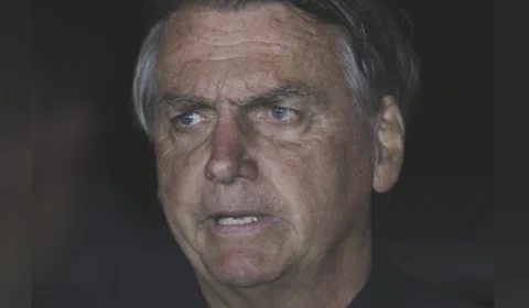Bolsonaro completa 37 horas de silêncio, sem reconhecer derrota nas eleições