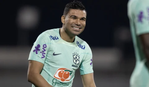 Casemiro diz não ser melhor volante do mundo: ‘Não gosto de me colocar nesse lugar’