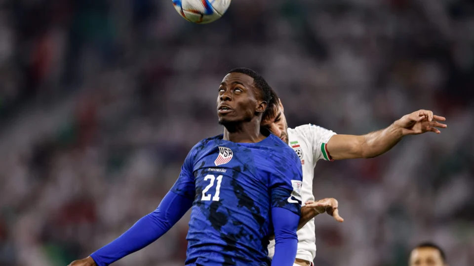 Irã x EUA: americanos vencem por 1 a 0 e encaram Holanda nas oitavas de final da Copa