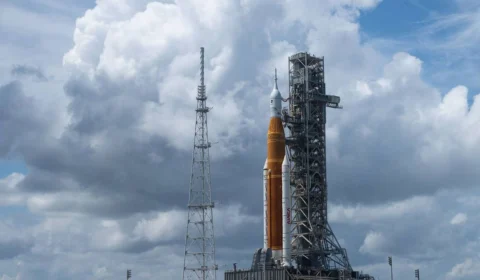 Retorno à Lua: missão Artemis I deve decolar na madrugada desta quarta, 16