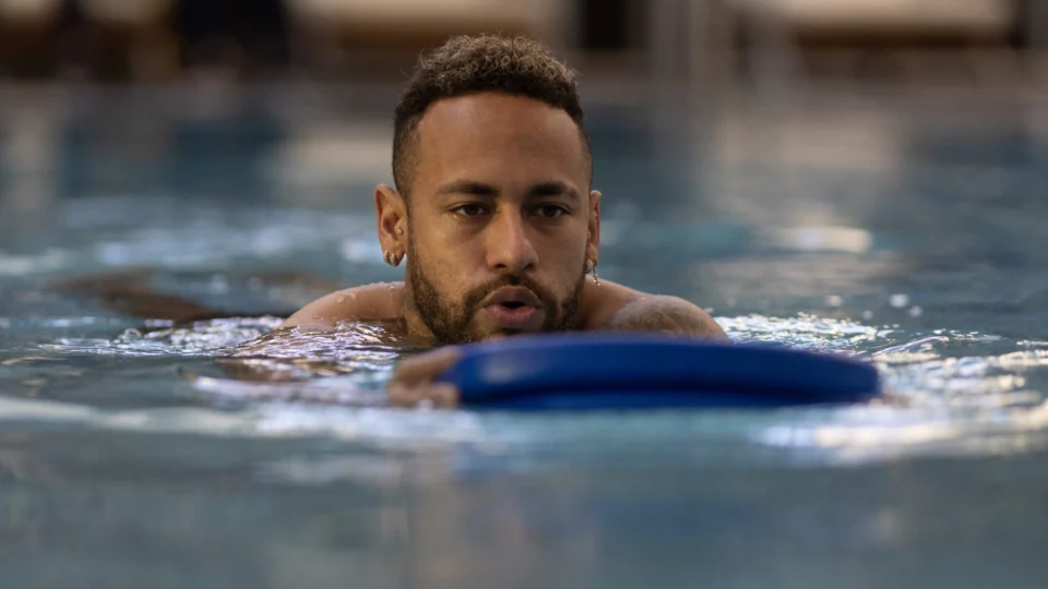 Neymar não é certeza no Brasil em jogo das oitavas de final da Copa do Mundo