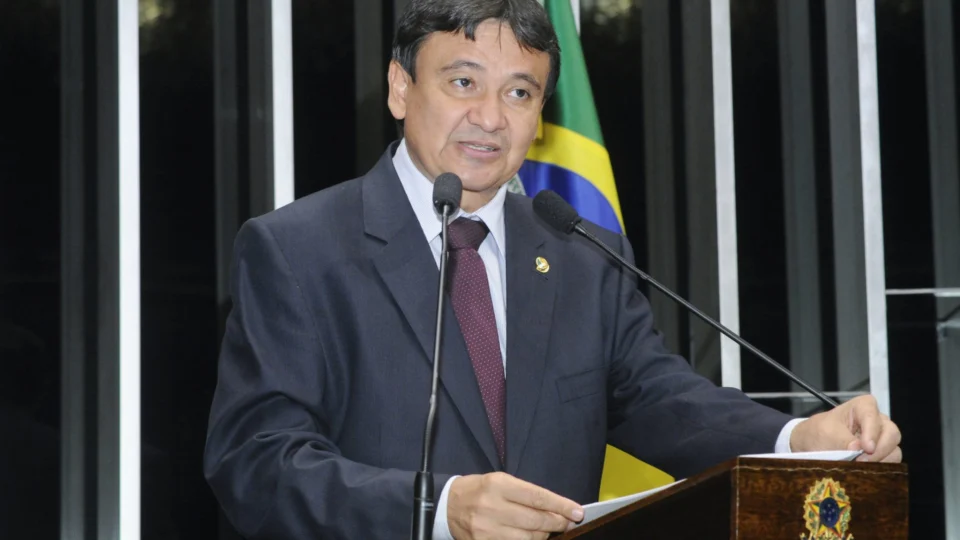 PEC da Transição será apresentada dia 16 de novembro, diz senador do PT