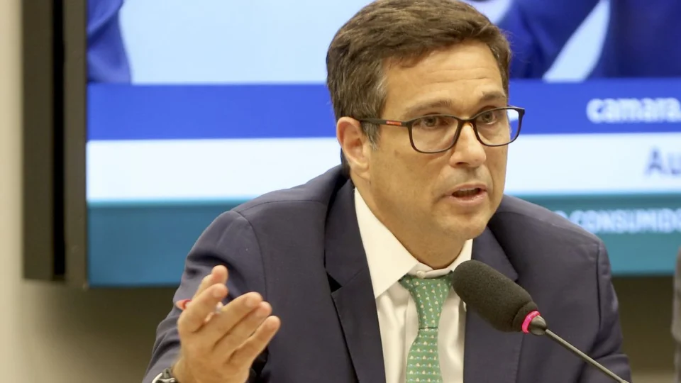 ‘Dá para fazer um fiscal responsável, sem acabar com o social’, diz Campos Neto