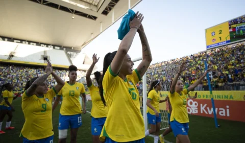 Seleção Brasileira feminina bate Canadá nos acréscimos em último amistoso de 2022