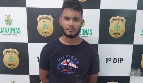 VÍDEO: suspeito é detido por populares até a chegada da polícia em Manaus