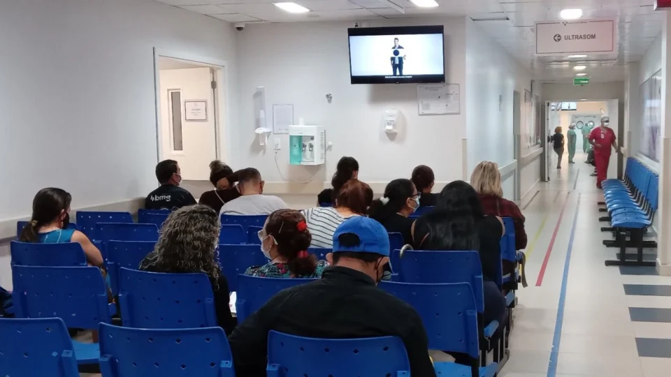 Hospital Delphina Aziz intensifica consultas e exames em Manaus