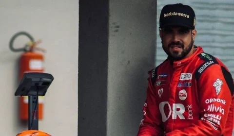Caio Castro sofre acidente durante prova de corrida, em São Paulo