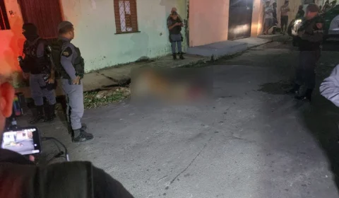 Corpo com sinais de tortura é jogado de carro na Zona Leste de Manaus